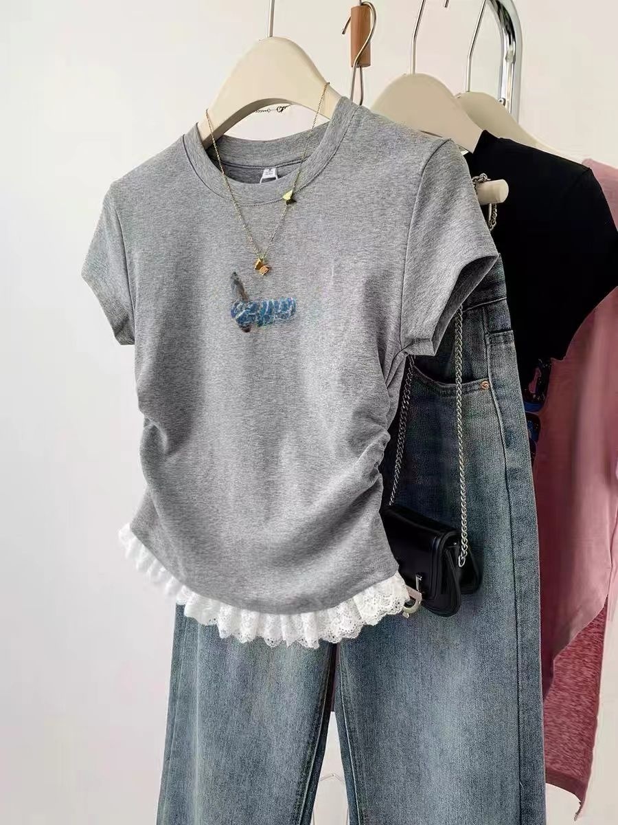 Slim Fit Short Sleeve T-Shirt  - Embroidery Moisturizer recension och pris