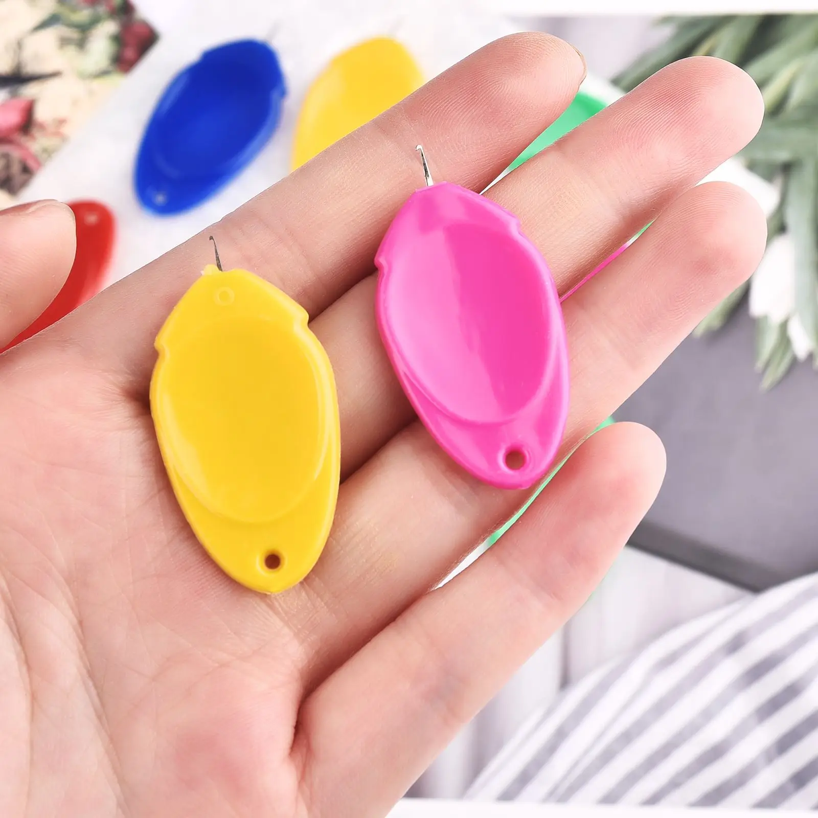 10pcs Needle Threader Elderly  - Embroidery Converter recension och pris