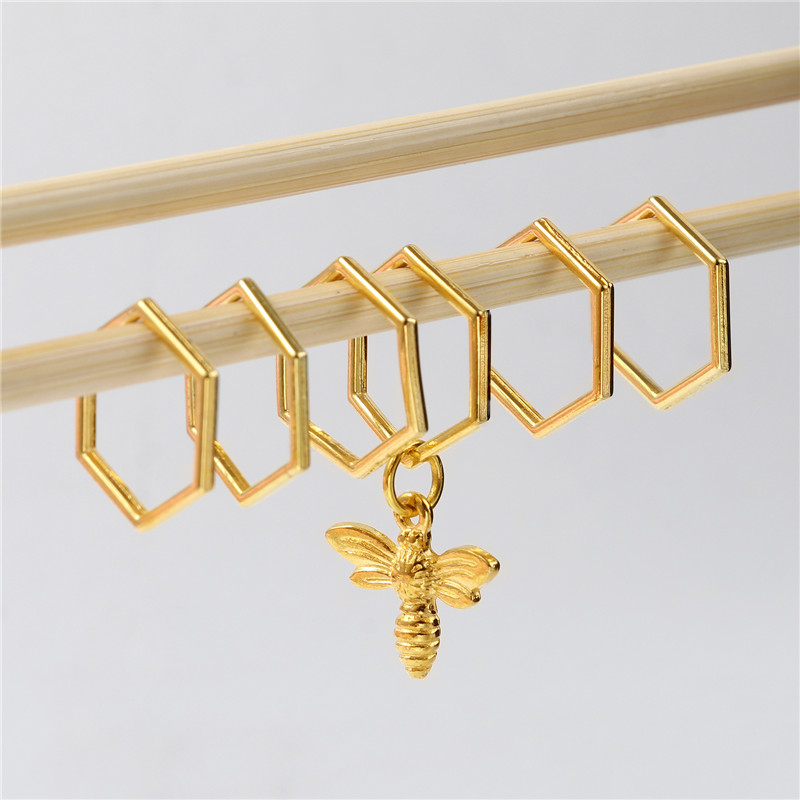 6pcs Hexagon Bee Pendants Knit - Stitch Marker Ring recension och pris